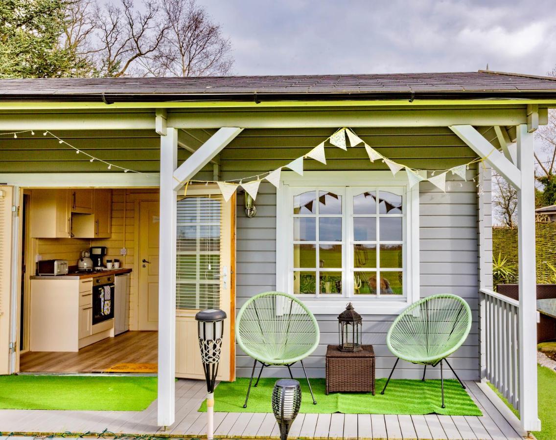 The Retreat Log Cabin Sudbury  Buitenkant foto